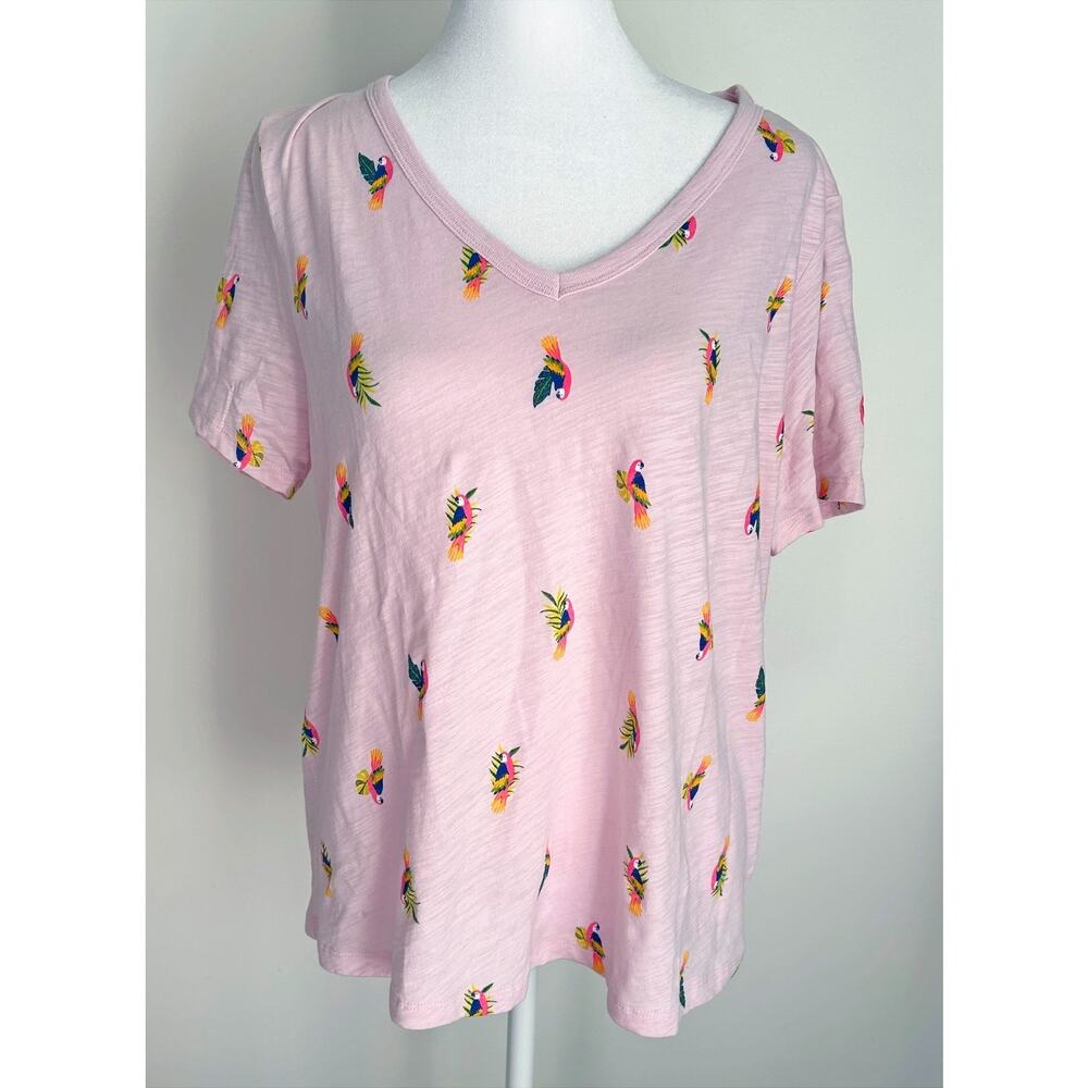 NWT! Old Navy Pink V-Neck Tee w/Tropical Parrot Print, 100% Cotton, Medium